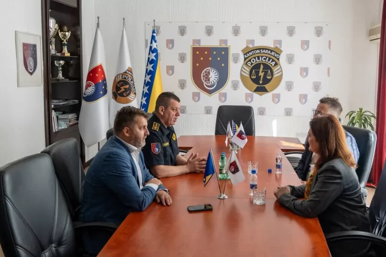 Policija u Kantonu Sarajevo uspješno provodi akciju „Džep“ s ciljem suzbijanja džeparenja