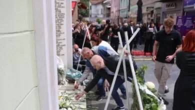 Obilježena tužna godišnjica masakra u Tuzli: Odata počast stradalim na Kapiji