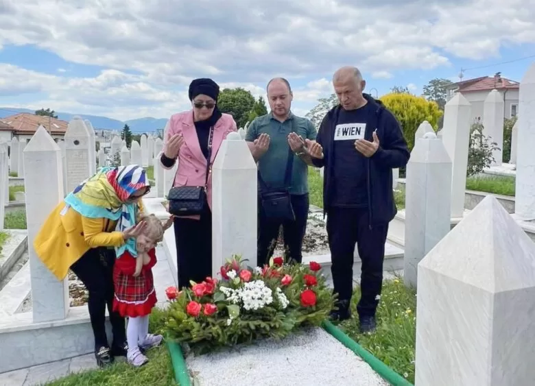 Obilježena 33.godišnjica od pogibije heroja, rahmetli Rašida Buće