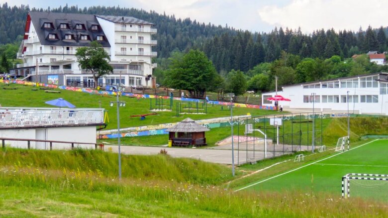 Nesreća u Ajdinovićima: Konstrukcija gola pala na dječaka, ima teške povrede glave