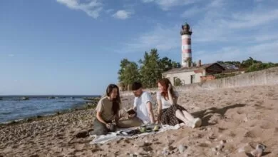 letovanje-plaža-druženje