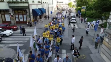 Održan svečani defile ulicama Sarajeva “Mladi na putu života”