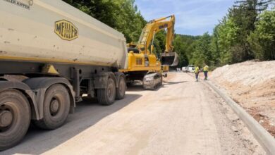 Ministar Šteta u obilasku radova na Bjelašnici: Radno je na četiri gradilišta