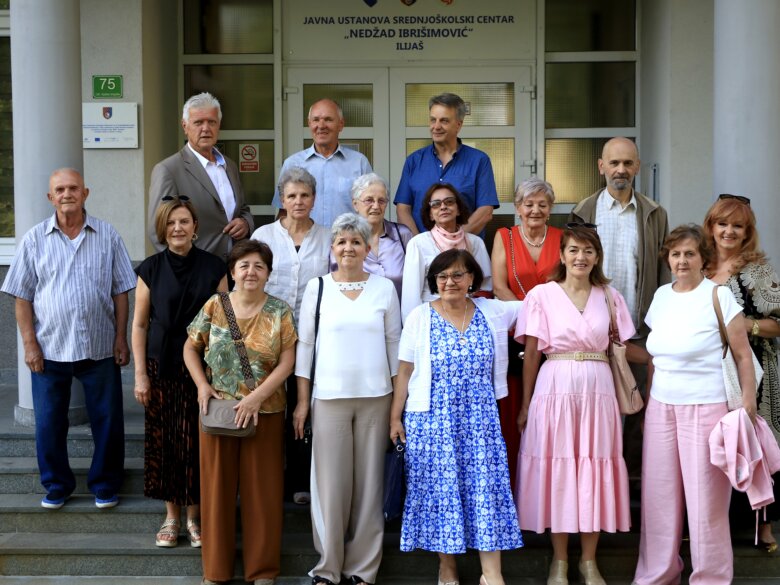 Generacija Gimnazije Ilijaš 1980./1981. obilježila veliki jubilej-45. godina mature