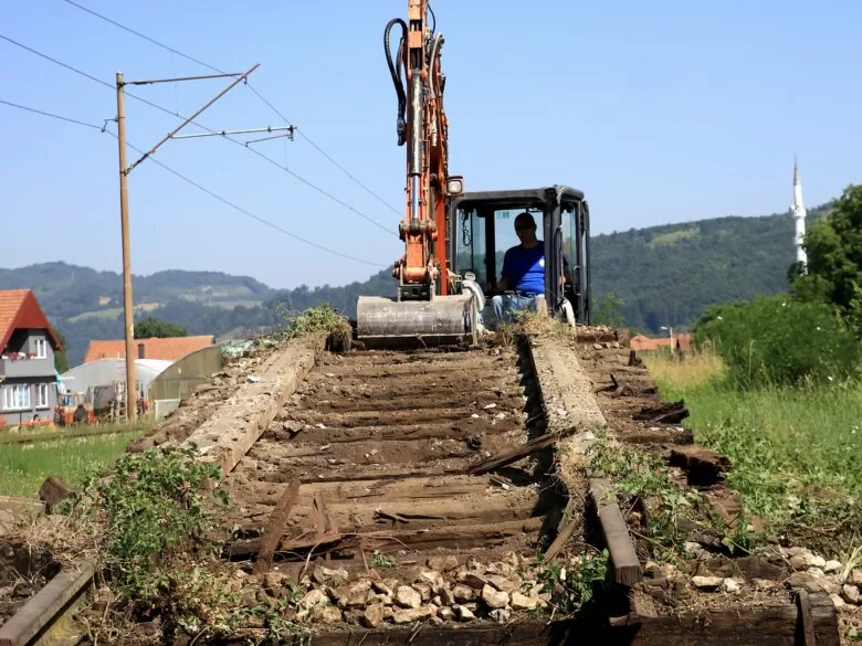 Počela sanacija pružnog prijelaza Stari Drum u Lješevu