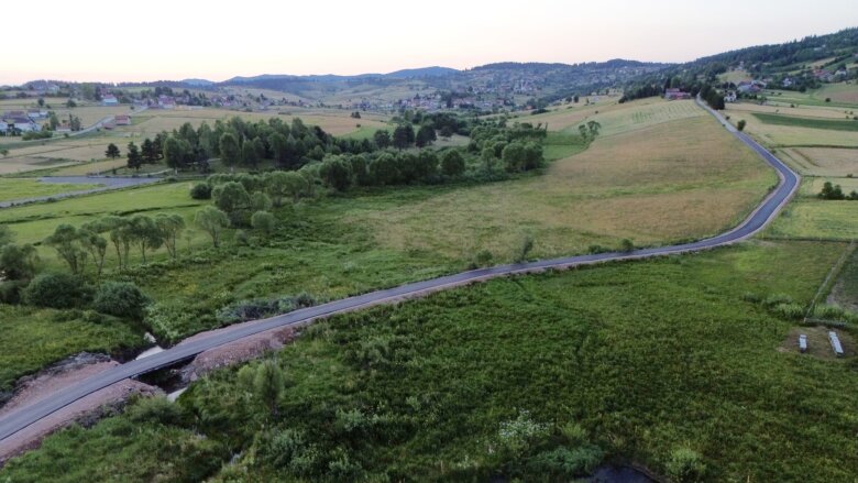 Asfaltiran put Odžak -Nanići u Mjesnoj zajednici Kamenica