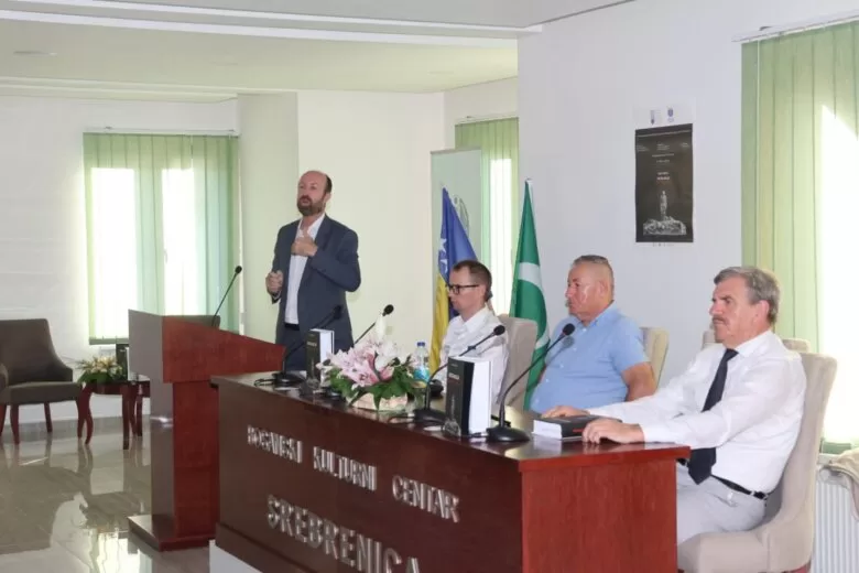 U BKC-u Srebrenica promovirana knjiga “Sociologija genocida”