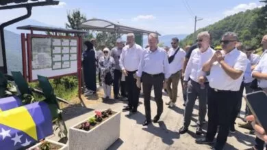 Na Šehidskom mezarju Tihovići konačan smiraj pronašlo je 11 nedužno ubijenih mještana Tihovića