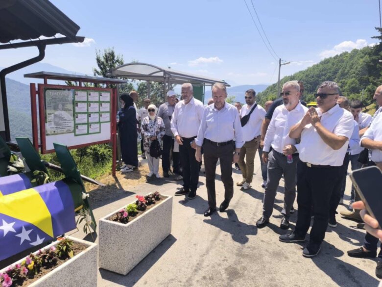 Na Šehidskom mezarju Tihovići konačan smiraj pronašlo je 11 nedužno ubijenih mještana Tihovića