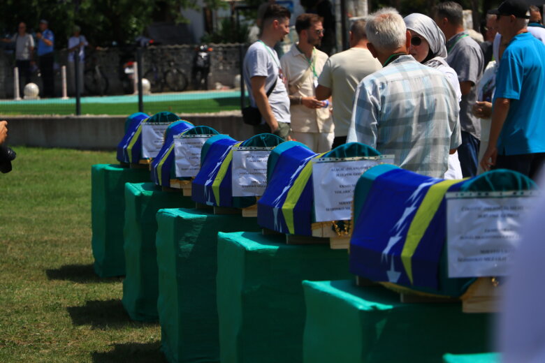 Danas kolektivna dženaza i ukop sedam žrtava u Memorijalnom centru Kamičani u Kozarcu