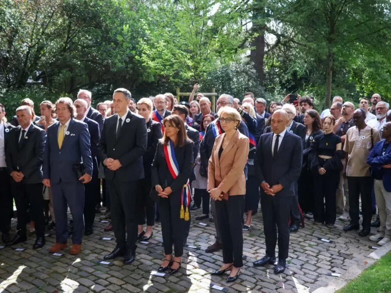 Bećirović s gradonačelnicom Pariza otvorio Spomenik žrtvama genocida u Srebrenici