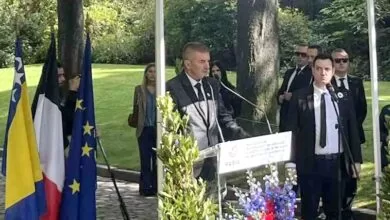 Preživjeli genocida 11 juli ‘95 u Parizu na otvorenju Memorijala genocida u Srebrenici