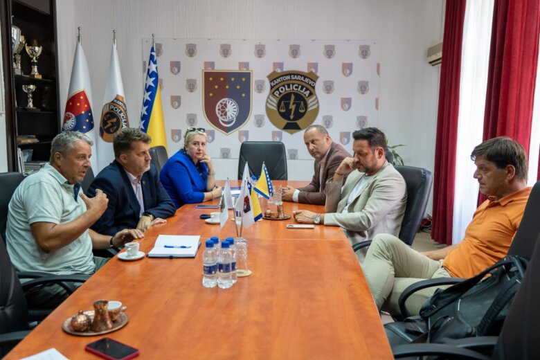 MUP KS i IDDEEA: Građani Kantona Sarajevo od oktobra do CIPS potvrda elektronskim putem