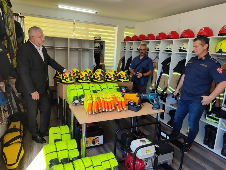 Izvršena primopredaja vatrogasnih crijeva Vatrogasnom društvu Vogošća