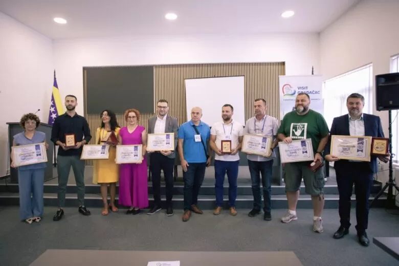 Dodijeljene medalje 52. Sajma šljive u Gradačcu