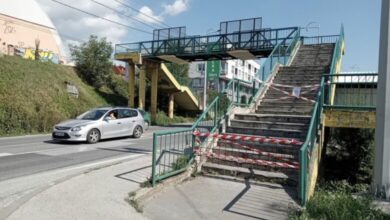 Federalni zastupnik zahtijeva hitnu sanaciju pasarele u Vogošći: “Građane izlažu riziku zbog 20.000 KM”