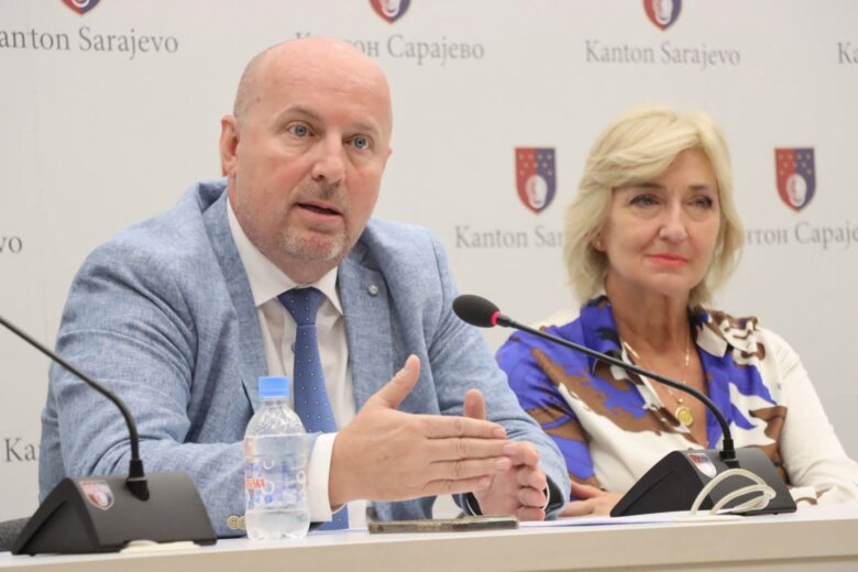 Press konferencija Ministarstva zdravstva KS: Borba protiv ovisnosti zahtijeva empatiju, ne osudu