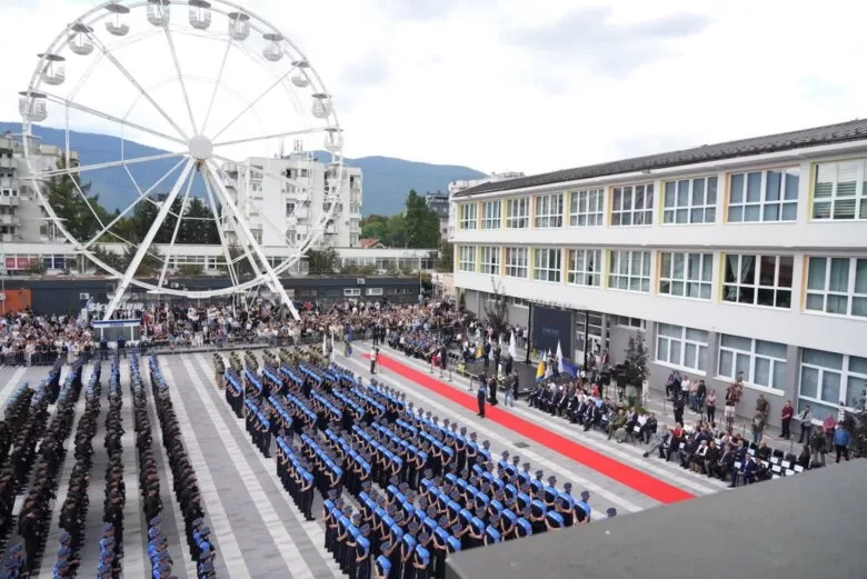 Novih 238 kadeta Policijske akademije FMUP-a položilo zakletvu pred pridruživanje MUP-u KS