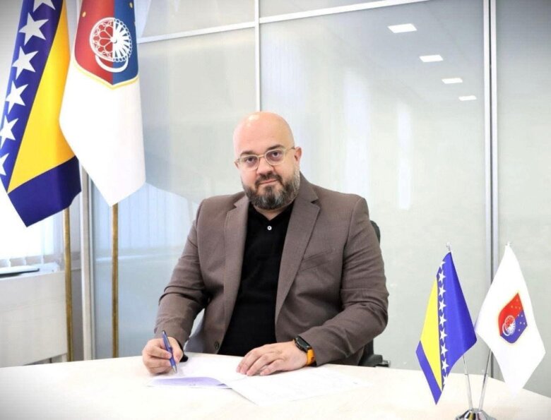 Ministarstvo saobraćaja KS raspisalo javnu nabavku za 25 novih vozila, autobusa i minibusa