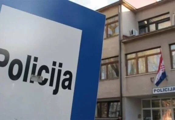 Visočani pokušali ukrasti krave u Glamoču, farmer ih uhvatio