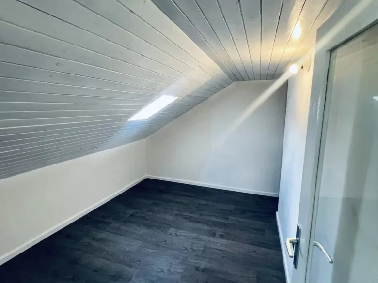 Humanost koja gradi: Firma “Munez” iz Podlugova besplatno renovirala stan samohranoj majci