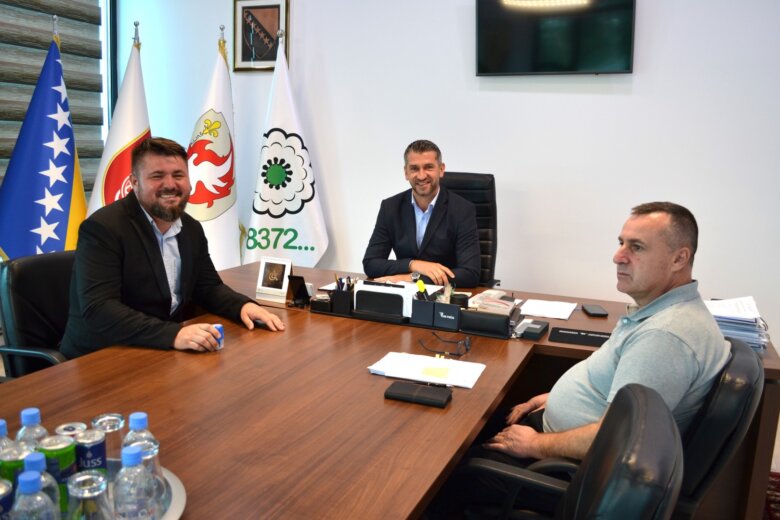 Za stambeno zbrinjavanje Roma Općina Ilijaš osigurala 339.264,90 KM