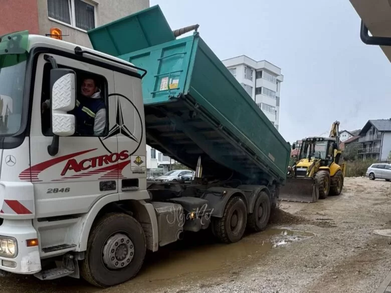 Radovi na Banovcu: Sanacija puta kod novih zgrada