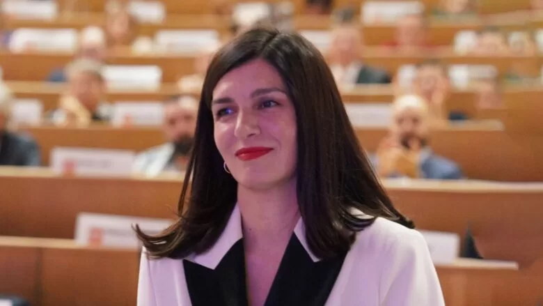 Sabina Ćudić je nova predsjednica Naše stranke: Tražit ću čestitost, hrabrost i tvrdoglavi otpor primitivizmu