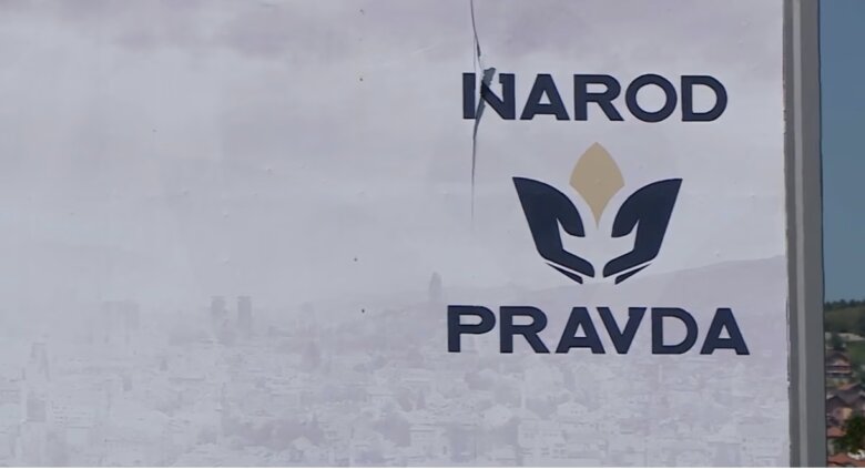 Jasmin Ademović i još sedam izabranih zvaničnika napustilo stranku