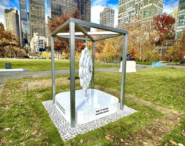 “Cvijet Srebrenice” sutra će i zvanično biti postavljen u New Yorku