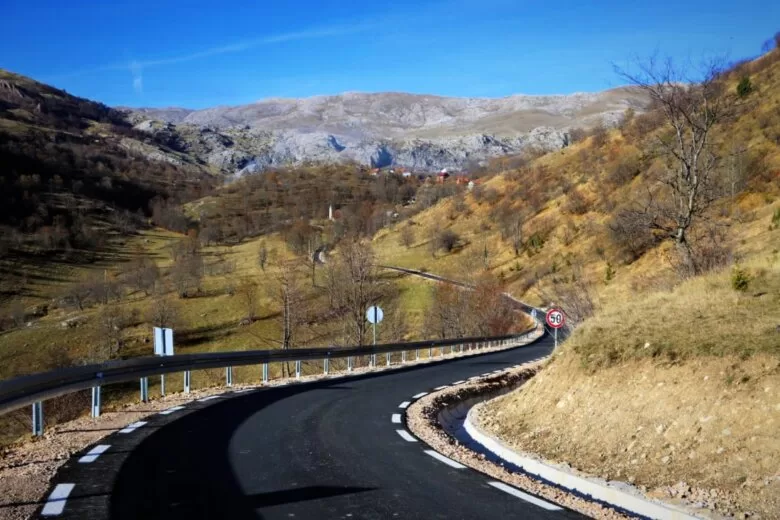 Do sela Umoljani izgrađen potpuno novi put u dužini od 3,5 kilometr