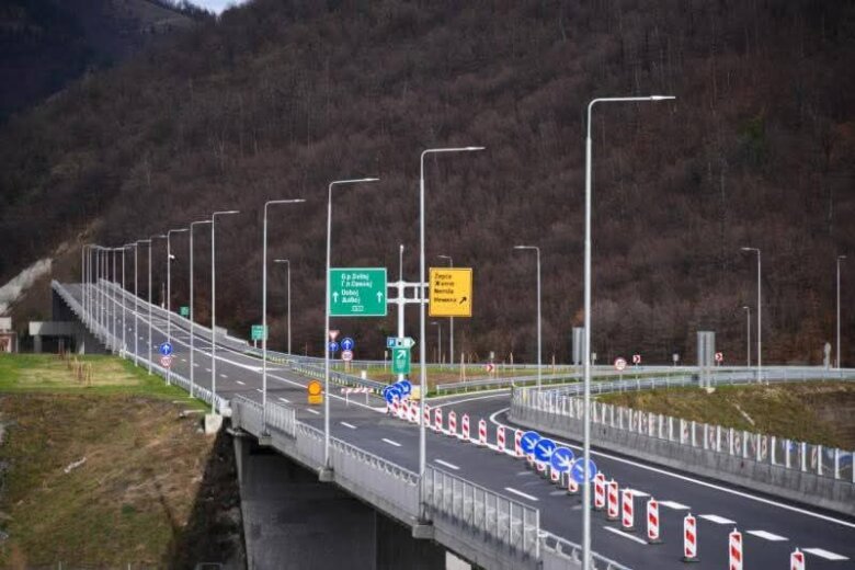 U decembru u promet će biti pušteno novih 11 kilometara autoputa kod Žepča
