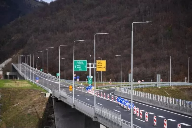 U decembru u promet će biti pušteno novih 11 kilometara autoputa kod Žepča