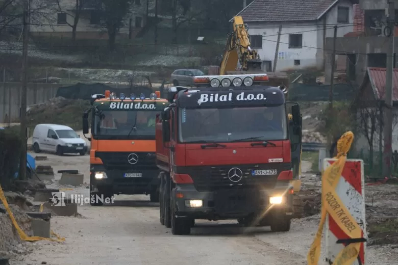 Napreduju radovi na izgradnji nove saobraćajnice u centru Ilijaša
