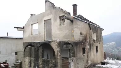 Porodici Mujić u Semizovcu požar uništio sve što su imali