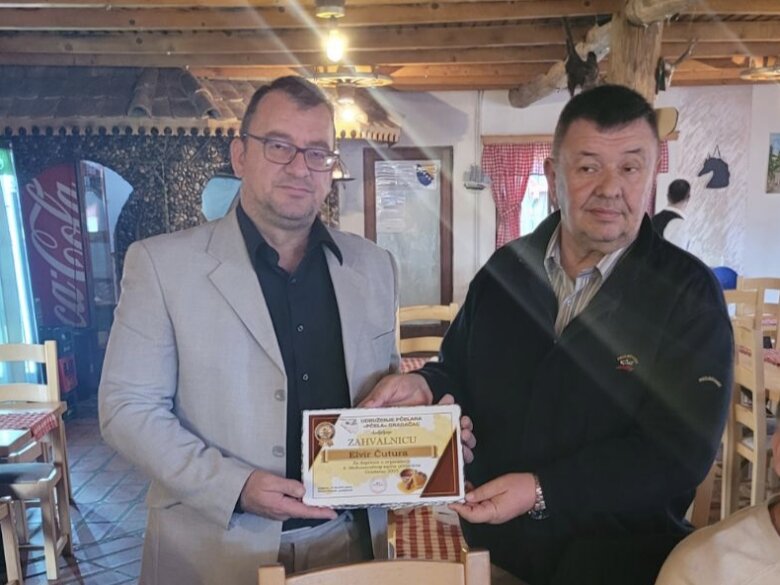 Godišnje druženje pčelara u Gradačcu: Posebno priznanje Ilijašaninu Elviru Čuturi