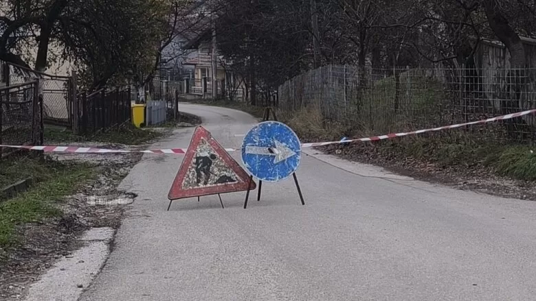 Danas, Sutra I Prekosutra U Podlugovima Obustava Saobraćaja Zbog Završnih Radova Na Putu Vratuša Sovrle
