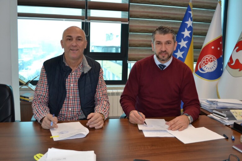 Ilijaš: Potpisan ugovor za treću fazu izgradnje kanalizacione mreže na Banovcu