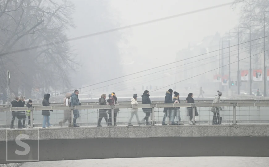 Sarajevo pod gustim smogom, zrak “nezdrav”