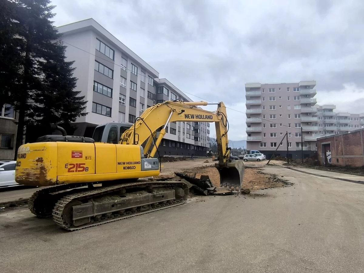 Počeli radovi na rekonstrukciji parking prostora u ulici 126. ilijaške brigade