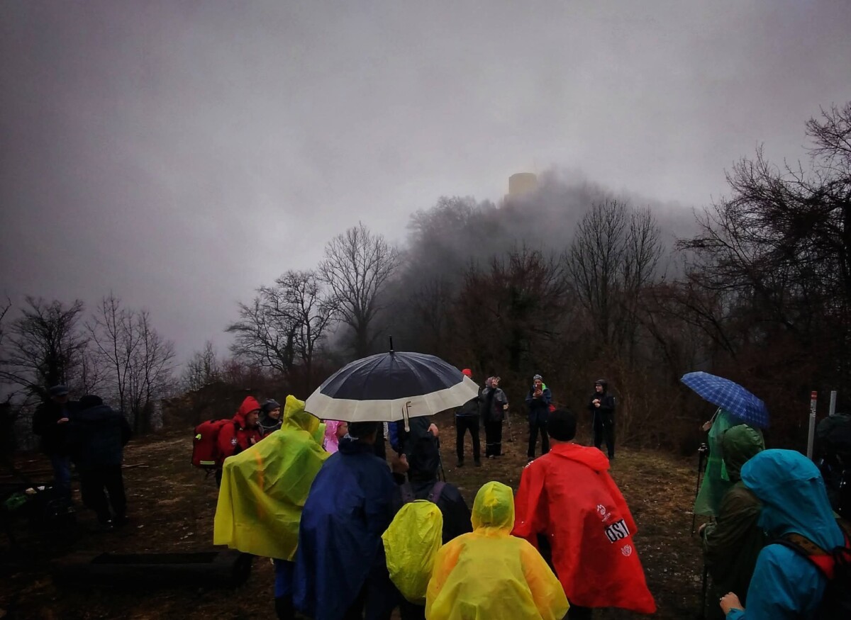 Završen tradicionalni pohod na Stari grad Dubrovnik: učesnici zahvalni na odzivu, upućene poruke podrške