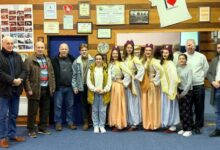 Delegacija iz Breze posjetila KUD „Vaso Jovanović“ Srebrenica i uručila vrijednu donaciju povodom 80. jubileja