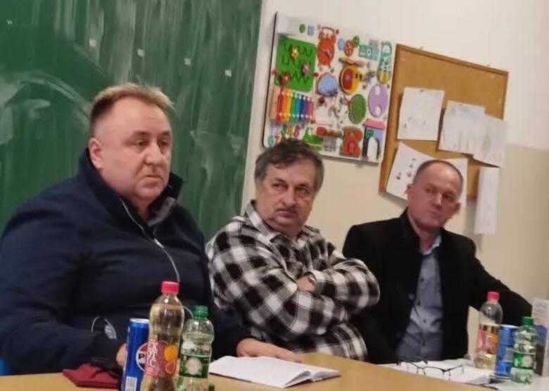 U Dragoradima održana promocija knjige Nazana Carine „Između tišine i vatre“