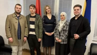 Učesnici Akademije mladih lidera Fondacije Educos posjetili Ambasadu Crne Gore u Sarajevu