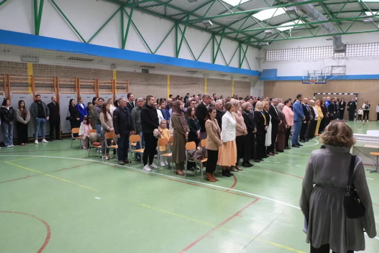 JU OŠ “Stari Ilijaš” priredbom obilježila Dan škole i Dan nezavisnosti BiH