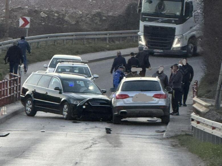 Saobraćajna nezgoda na putu Lješevo–Podlugovi, policija obavlja uviđaj