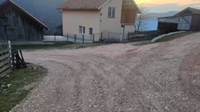 Uskoro asfaltiranje lokalnog puta i platoa ispred džamije u Medojevićima, MZ Srednje.