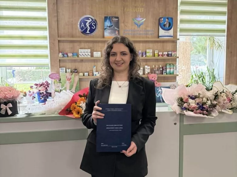 Još jedan veliki uspjeh mladih iz Ilijaša: Azra Matoruga magistrica farmacije