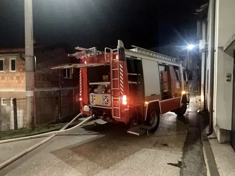 Bjelave: Brzom intervencijom vatrogasaca spriječen veći požar