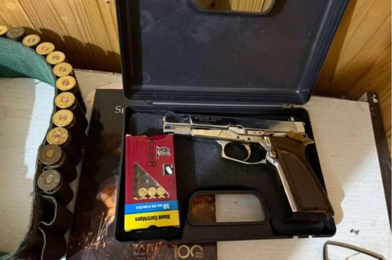 Pretresi na području Olova i Vareša, uhapšene tri osobe